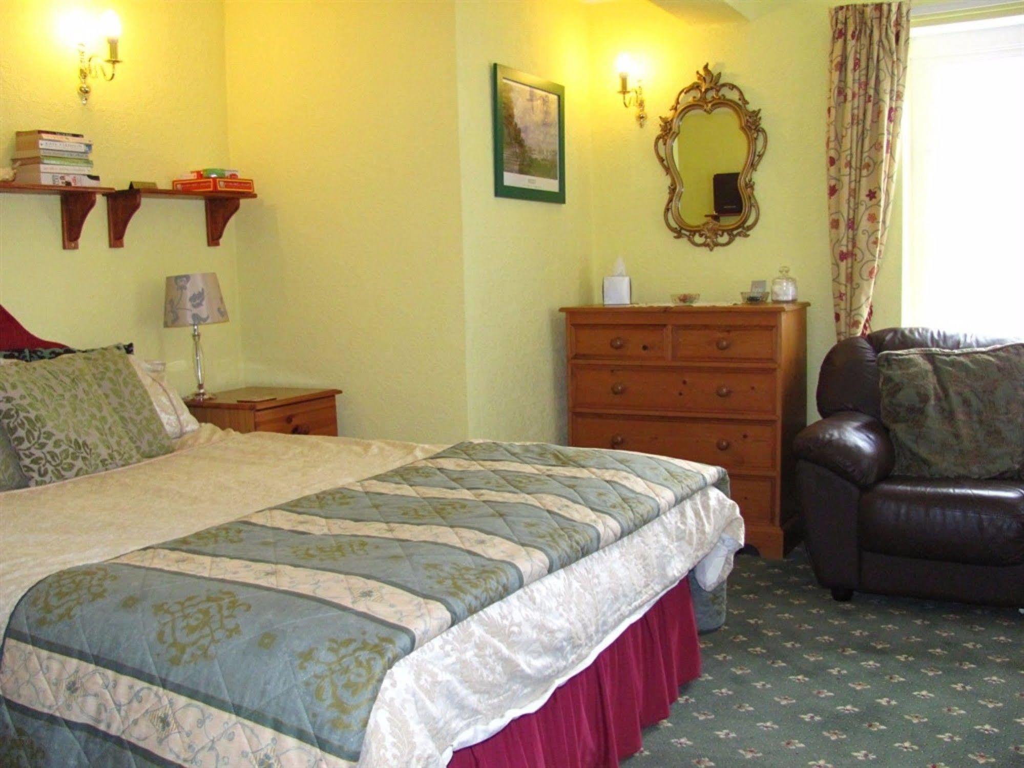 Penrose Bed & Breakfast Lostwithiel Exteriör bild
