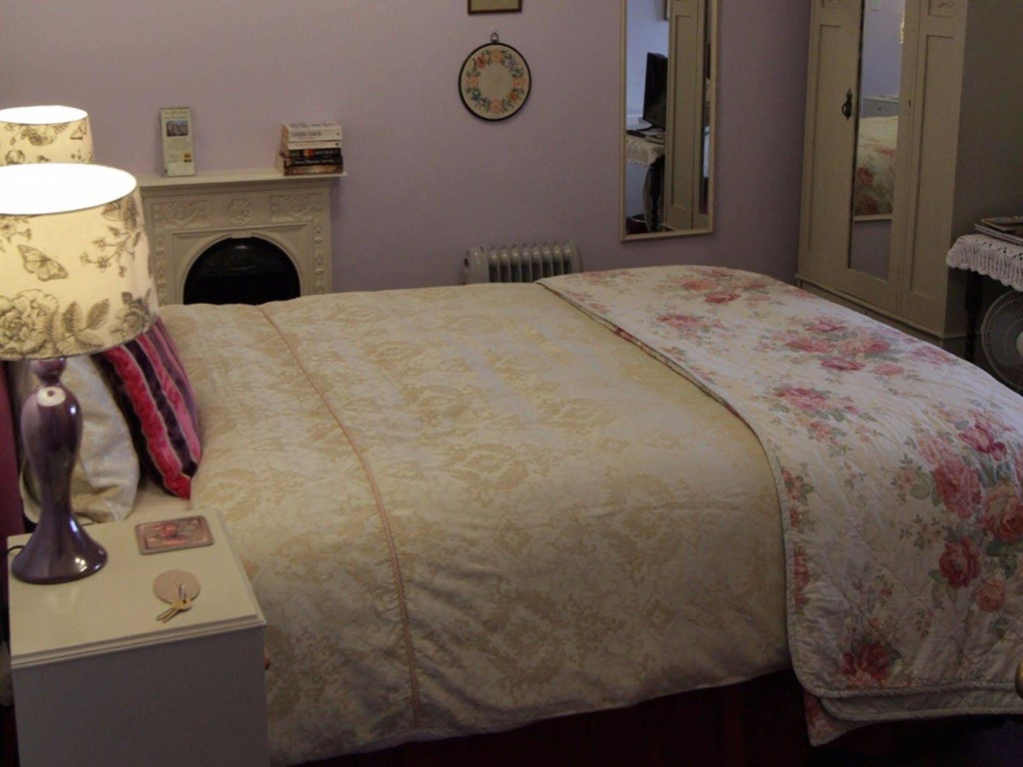 Penrose Bed & Breakfast Lostwithiel Exteriör bild